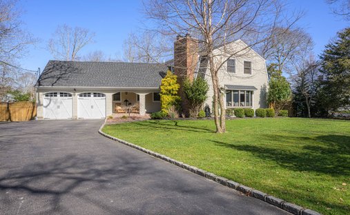 House in Hampton Bays, New York, United States 1