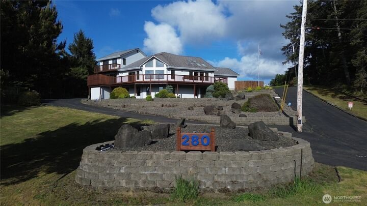 House in Westport, Washington, United States 1 - 17718756