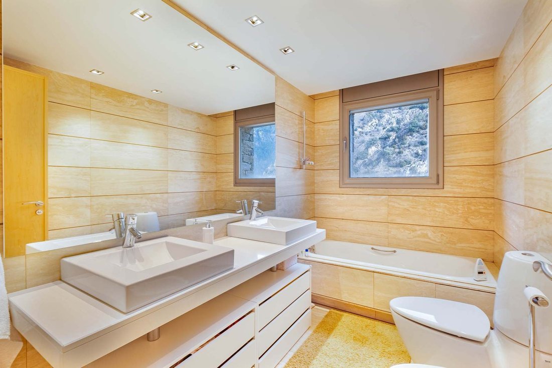 Apartment in Escaldes-Engordany, Escaldes-Engordany, Andorra 5 - 16988254