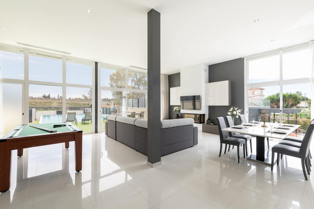 Villa in Sitges, Catalonia, Spain 3 - 16988135