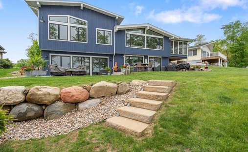 House in Lake Wisconsin, Wisconsin, United States 1