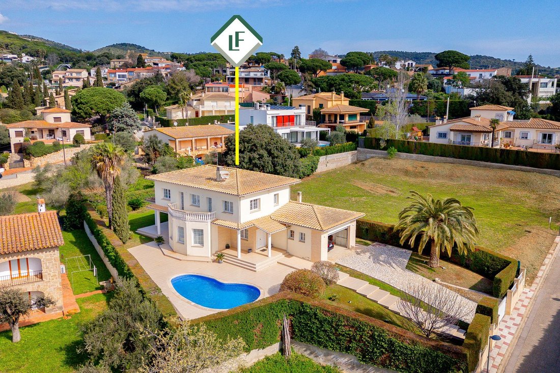 Villa in Platja d'Aro, Catalonia, Spain 1 - 16988037
