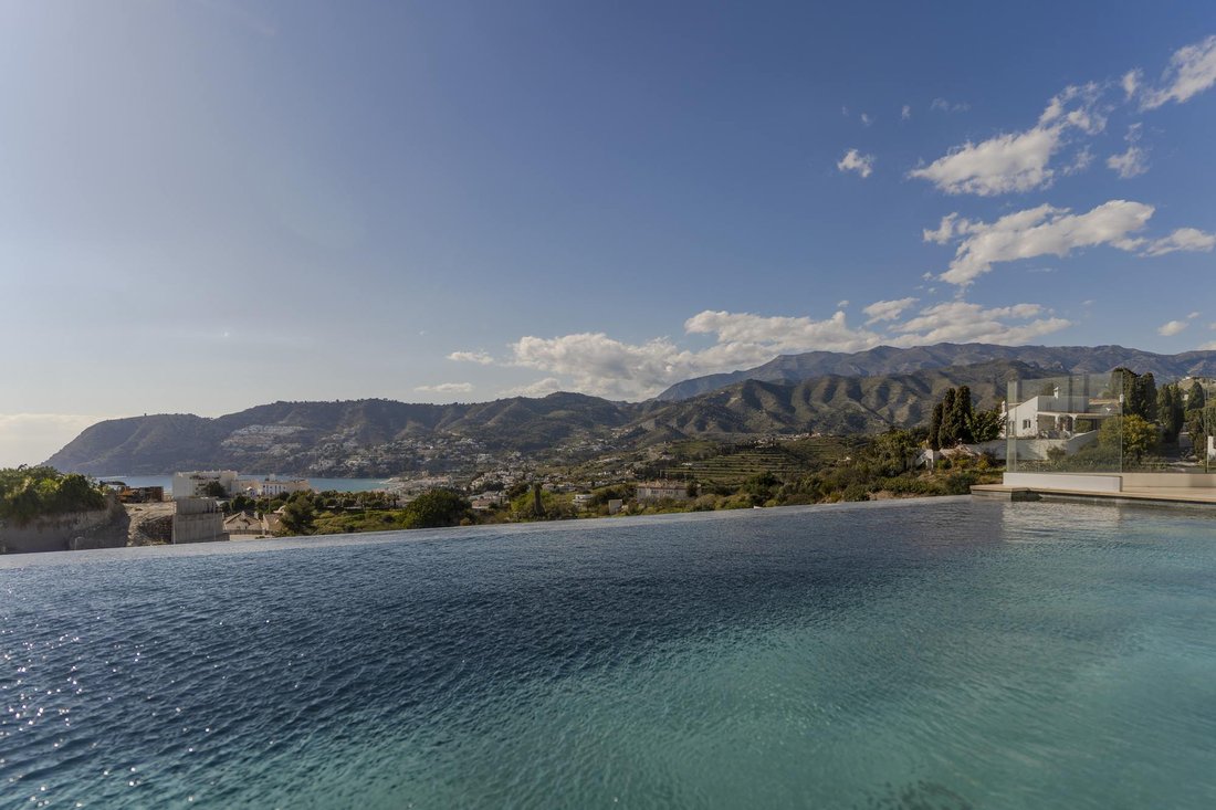 Villa in La Herradura, Almunecar, Spain 5 - 16989107