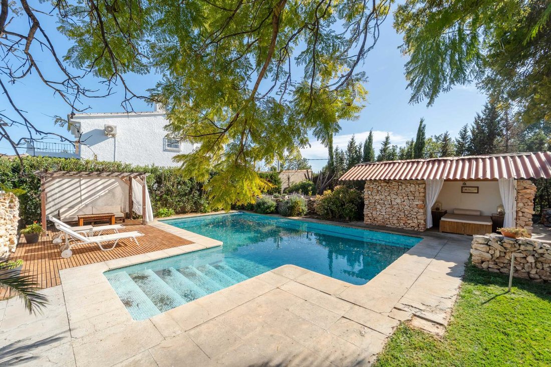 Villa in la Pobla de Vallbona, Valencian Community, Spain 2 - 17546742