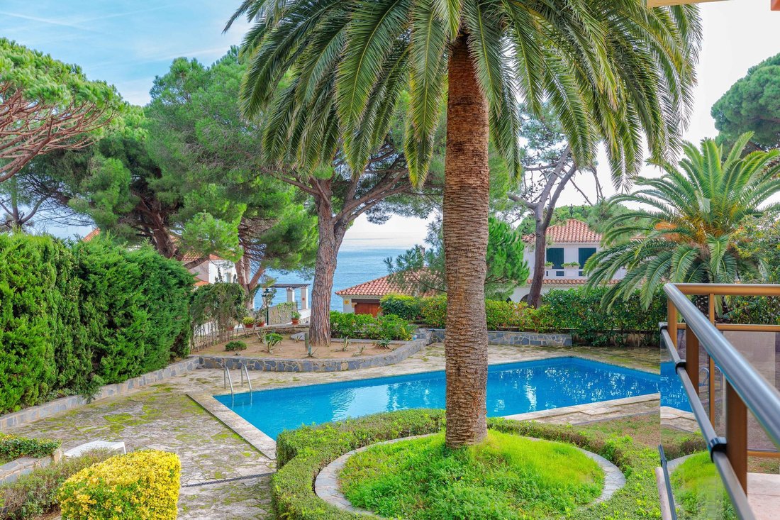Villa in s'Agaro, Platja d'Aro, Catalonia 2 - 16989674