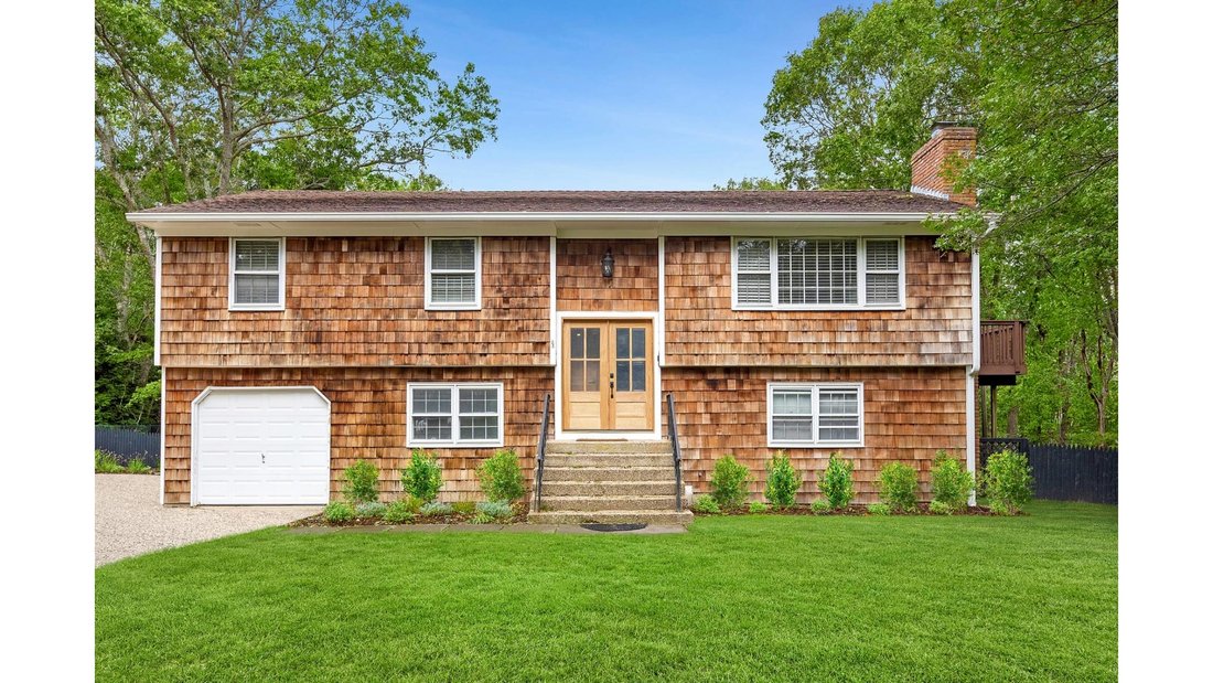 House in Sag Harbor, New York, United States 1 - 15877626