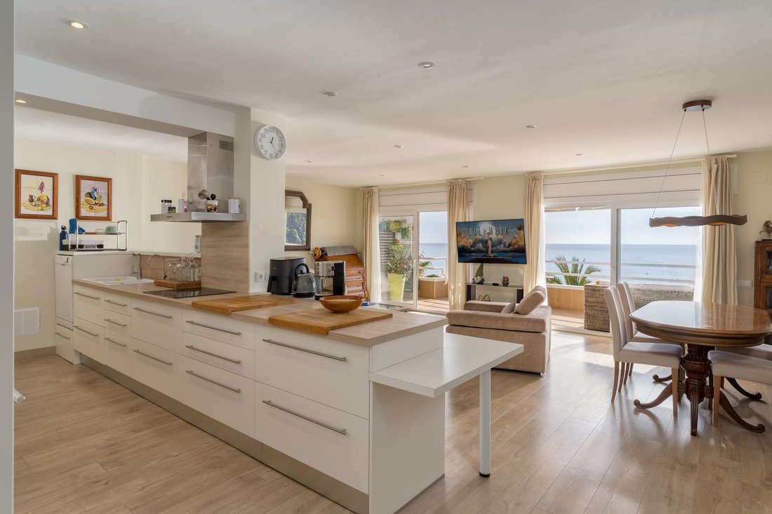 Apartment in Lloret de Mar, Catalonia, Spain 3 - 16987978