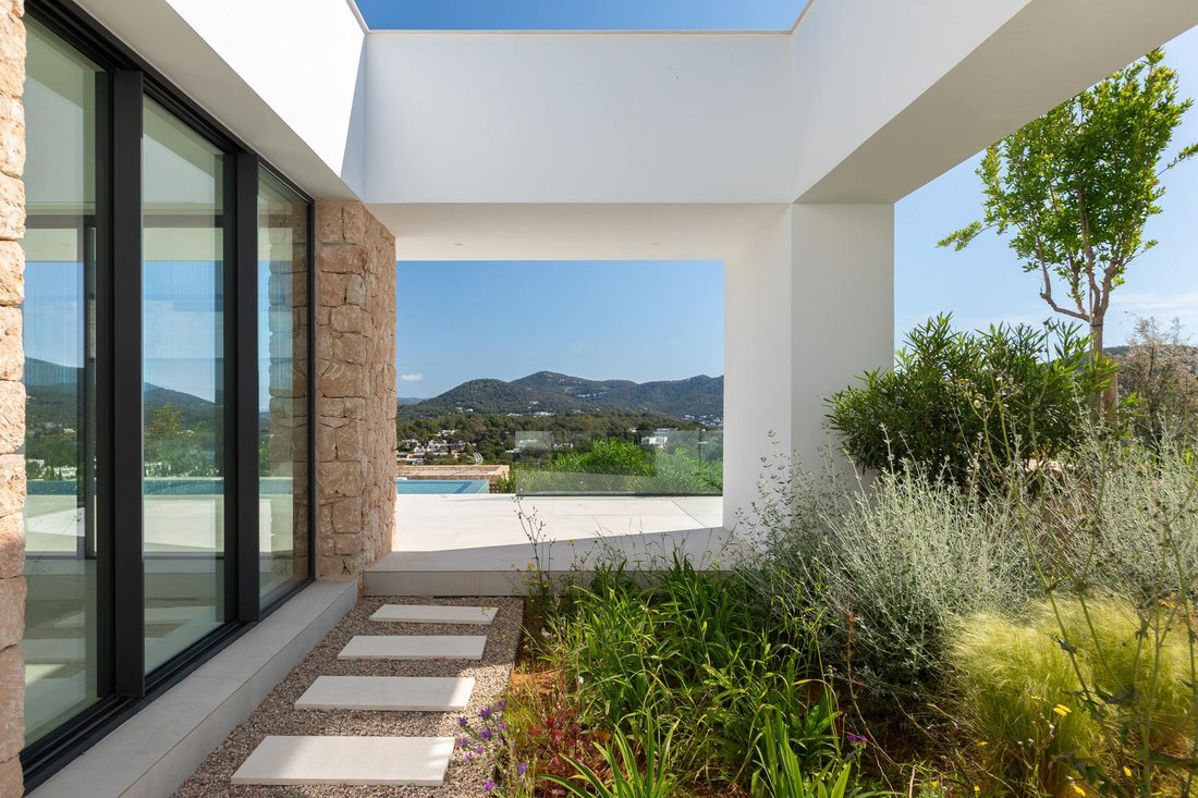 Villa in Roca Llisa, Santa Eularia des Riu, Balearic Islands 3 - 17770183