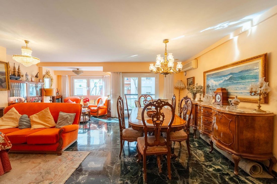 Apartment in Extramurs, Valencia, Spain 3 - 17756212