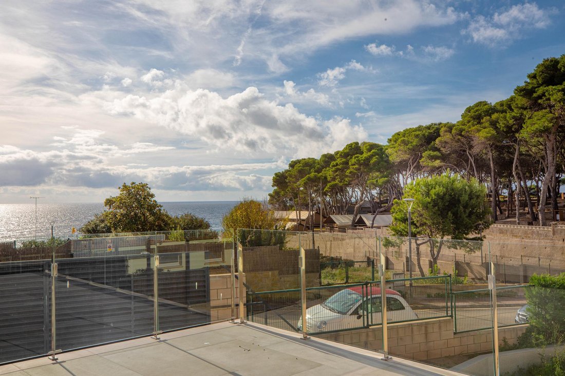 Villa in Palamos, Catalonia, Spain 3 - 16988236