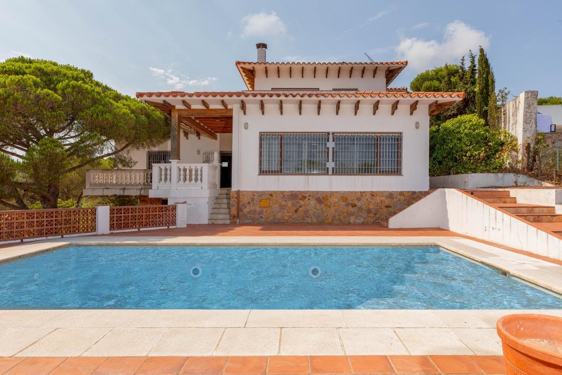 Villa in Palafrugell, Catalonia, Spain 4 - 16989483