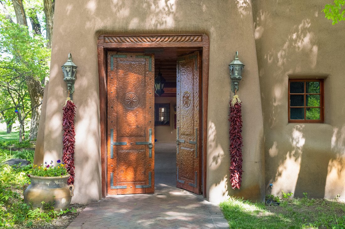 House in Los Ranchos de Albuquerque, New Mexico, United States 2 - 17793847