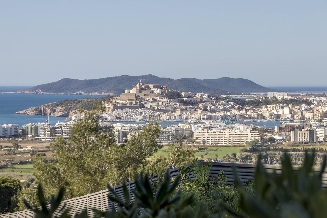 Land in Jesus, Santa Eularia des Riu, Balearic Islands 4 - 16989407
