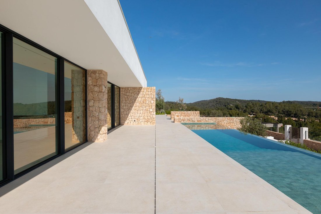 Villa in Roca Llisa, Santa Eularia des Riu, Balearic Islands 4 - 17770183