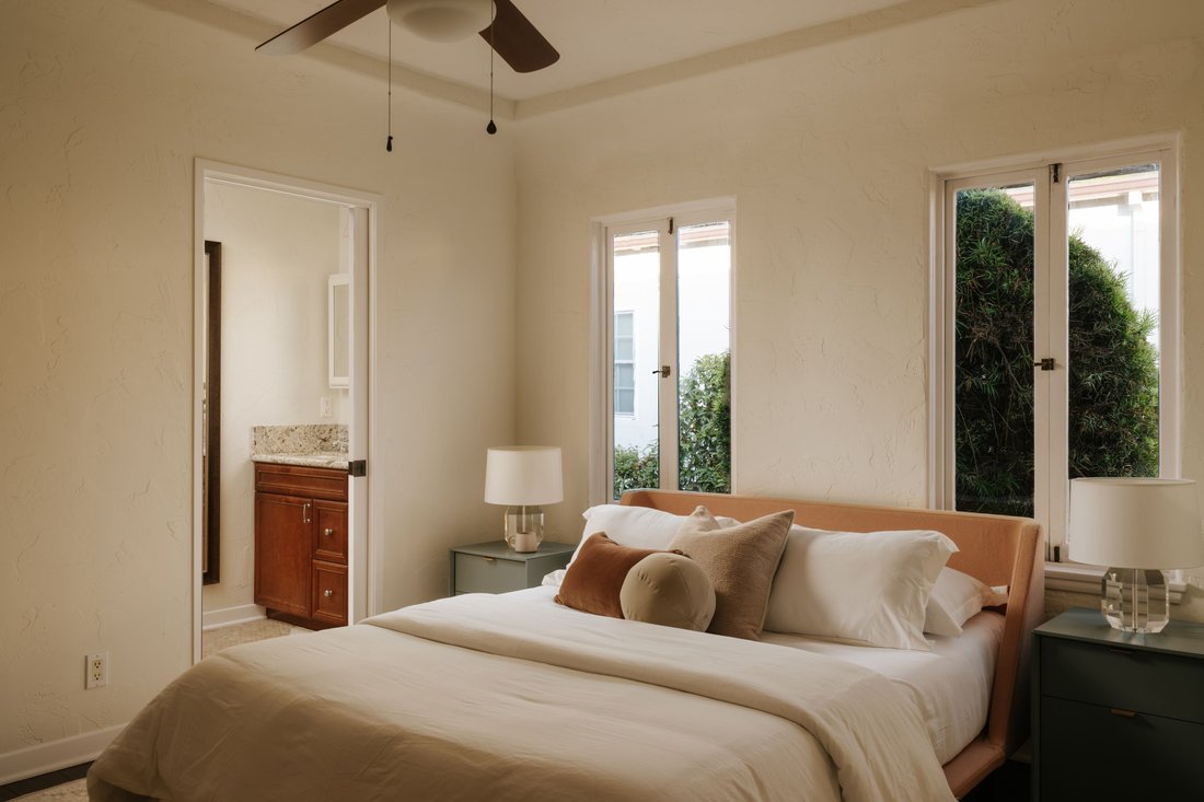 West Hollywood, California, United States 4 - 17801758