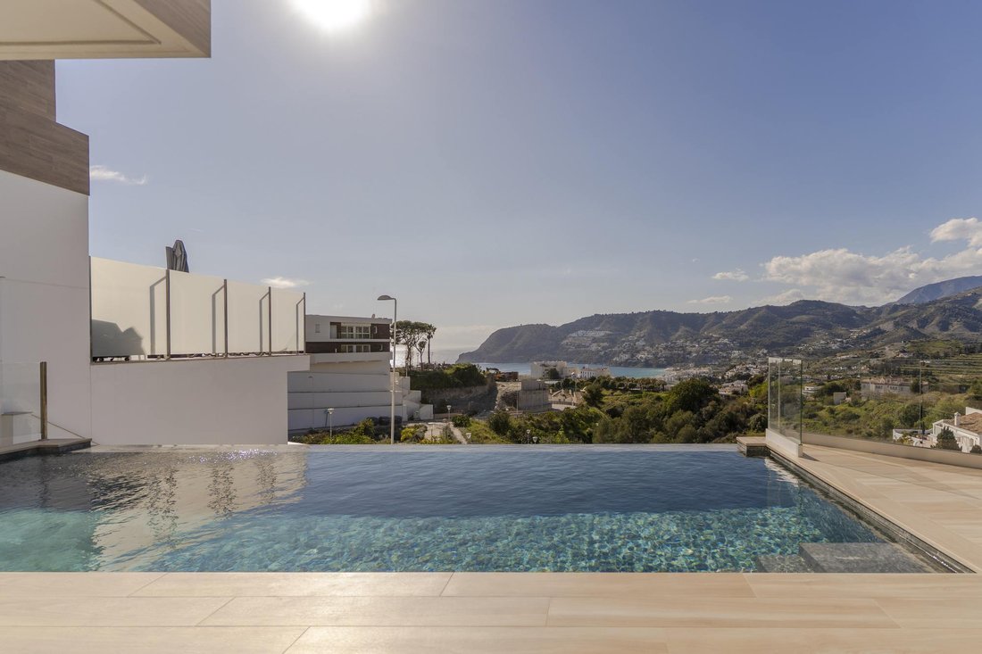 Villa in La Herradura, Almunecar, Spain 4 - 16989107
