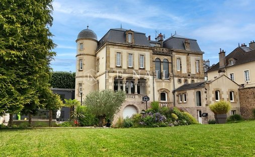 House in Centre Ville, Autun, France 1