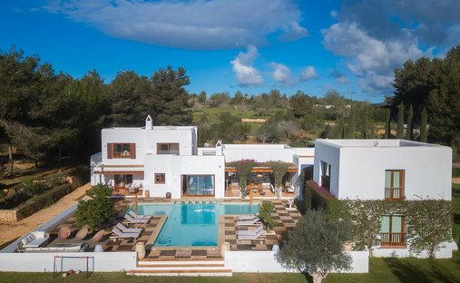 Villa en Nuestra Señora de Jesús, Santa Eulalia del Río, Islas Baleares 1
