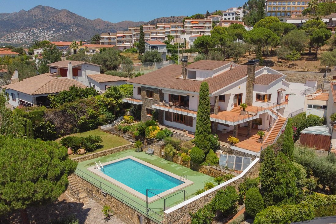 Villa à Roses, Catalogne, Espagne 2 - 16988906
