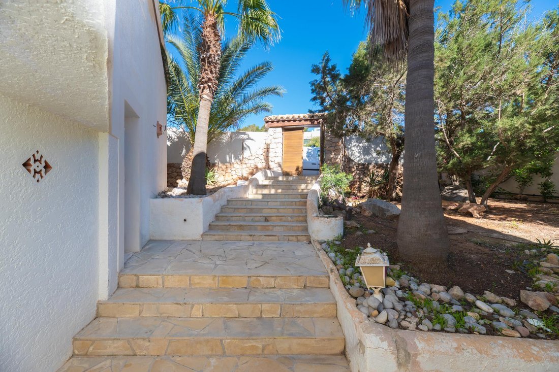 Villa in Es Cubells, Sant Josep de sa Talaia, Balearic Islands 5 - 17442752