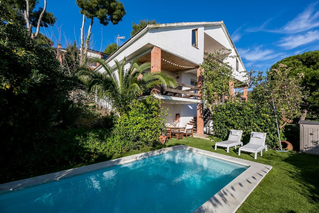 Villa in Castelldefels, Catalonia, Spain 1 - 17103744