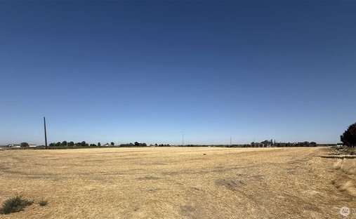 Land in College Place, Washington, United States 1