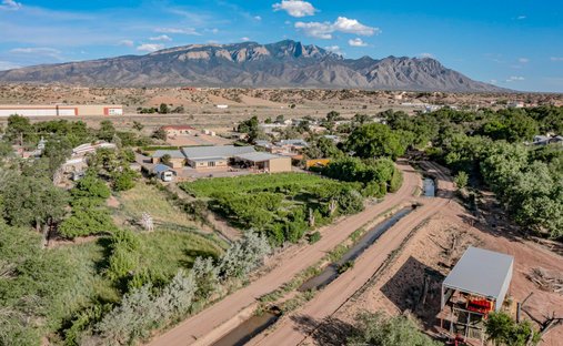 House in Bernalillo, New Mexico, United States 1