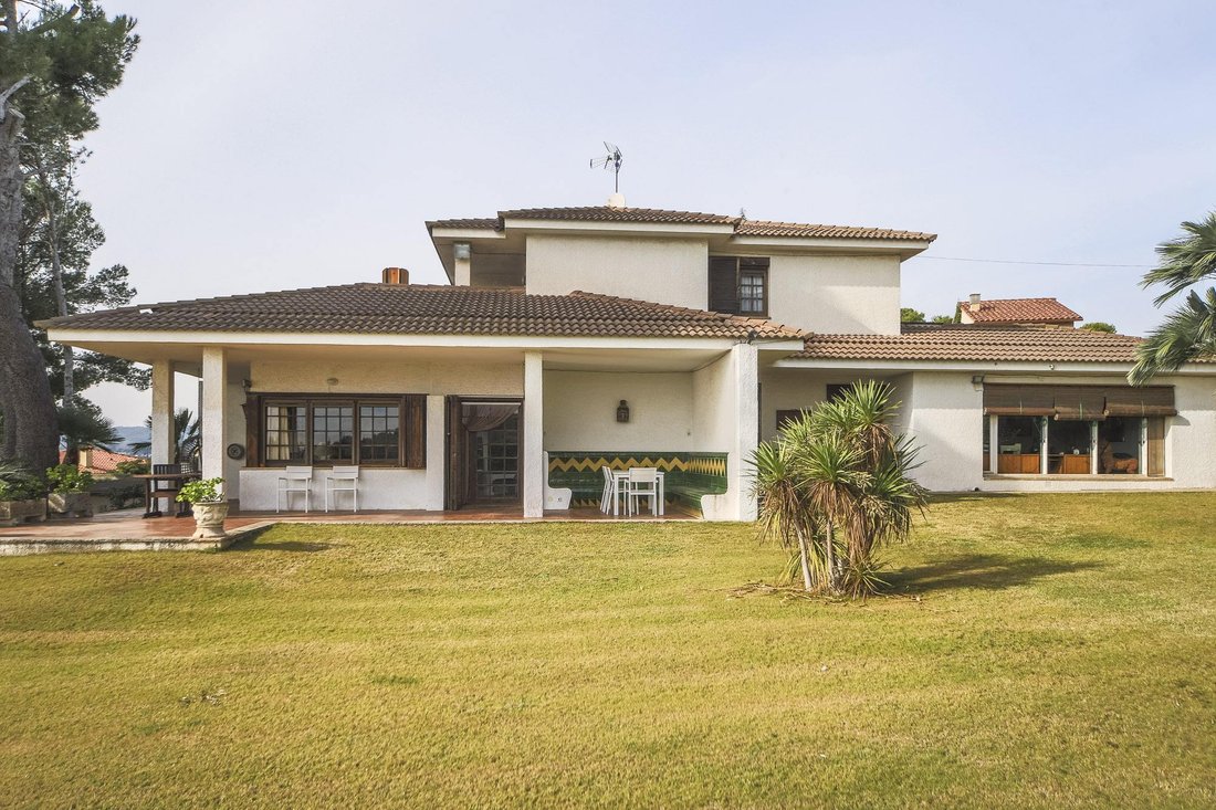 Villa in Calafell (District), Calafell, Spain 4 - 16987735