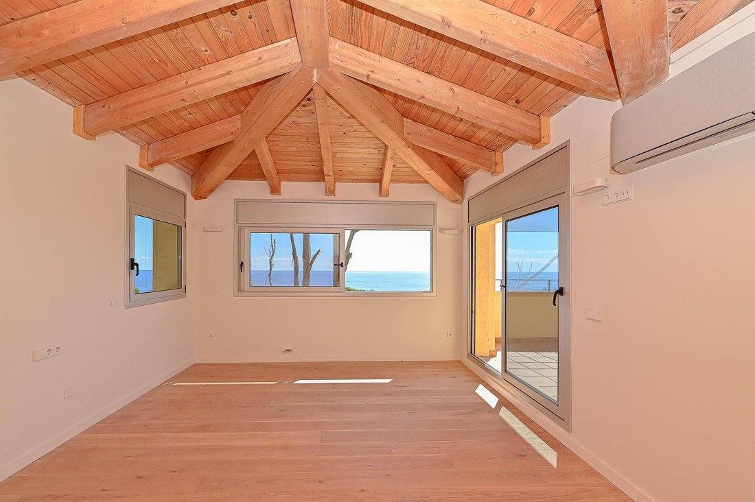 Villa in Sant Feliu de Guixols, Catalonia, Spain 1 - 16988977