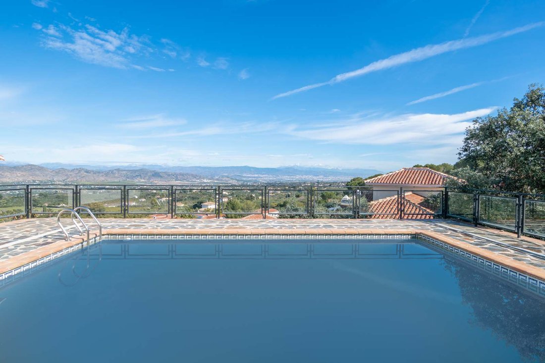 Villa in Alhaurin el Grande, Andalusia, Spain 4 - 17629610