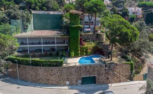 Villa en Lloret de Mar, Cataluña, España 1