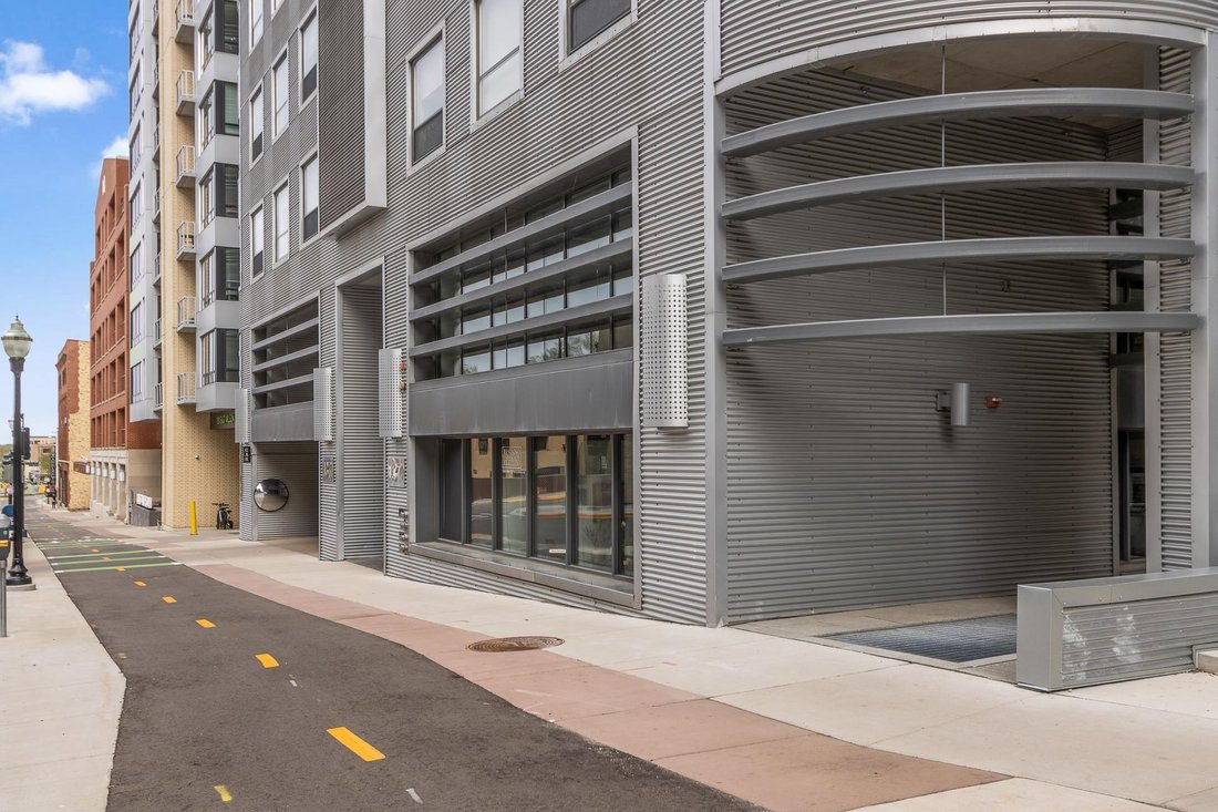 Condo in Madison, Wisconsin, United States 3 - 17798226