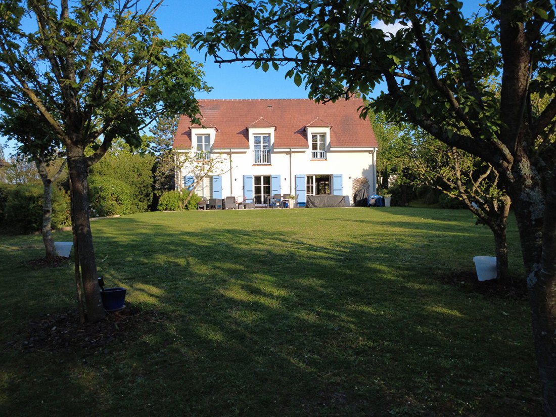 Villa in Haut, Vernouillet, France 2 - 17796839