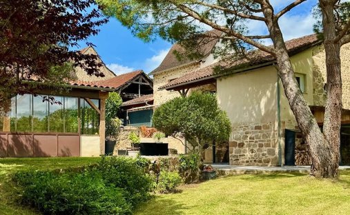 Magnificent Medieval Castle Overlooking The Lot Valley, With Swimming Pool, Outbuildings, Near Figea