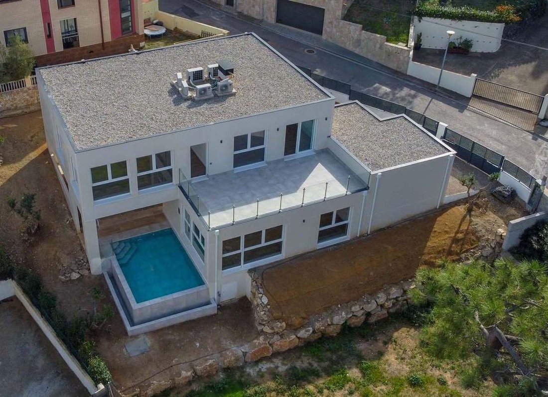 Villa in Llanca, Catalonia, Spain 5 - 16989379