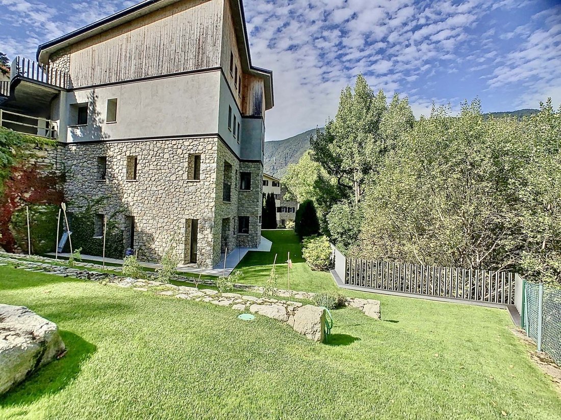 Villa in Encamp, Encamp, Andorra 1 - 16988666