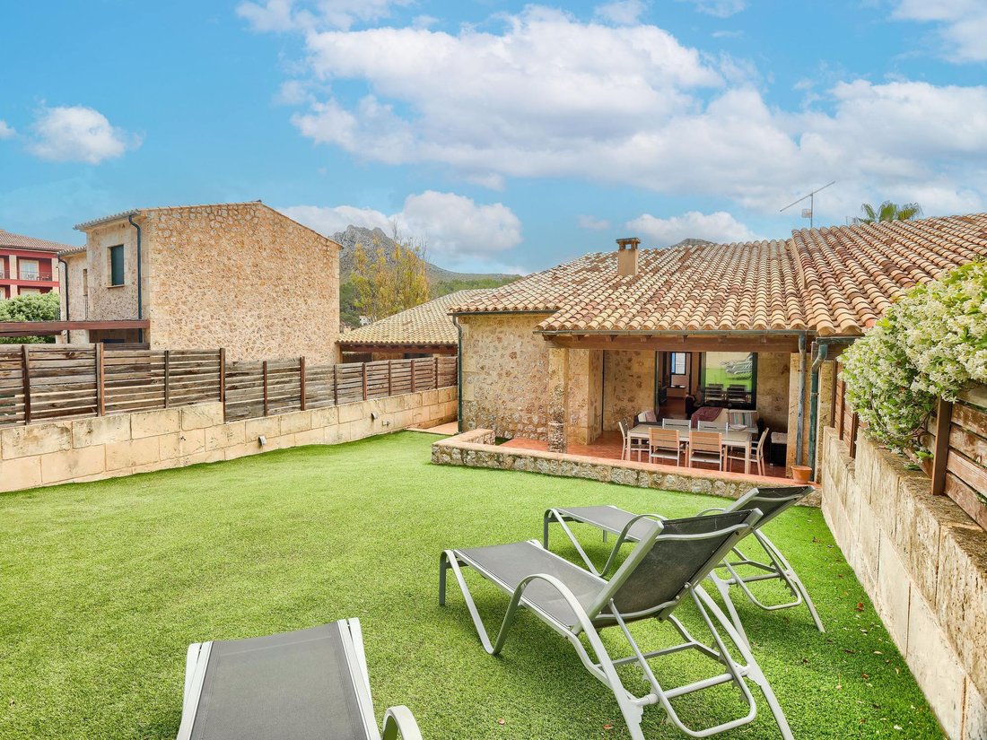 Villa in Pollenca, Balearic Islands, Spain 4 - 16989176