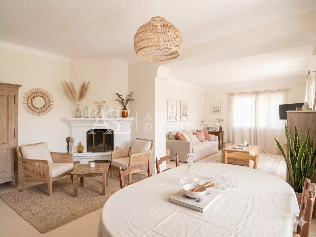 Apartment in Granettes-Jauberte-Sainte Anne, Aix-en-Provence, France 4 - 17187495