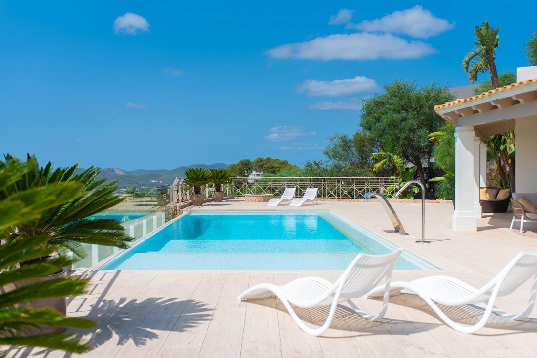 Villa in Can Furnet, Santa Eularia des Riu, Balearic Islands 5 - 16988915