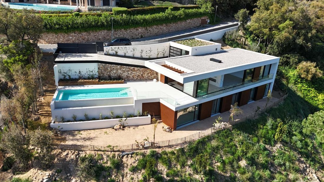 Villa in Platja d'Aro, Catalonia, Spain 2 - 16989645