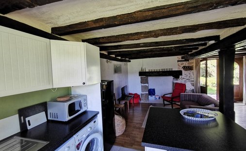 Magnificent Medieval Castle Overlooking The Lot Valley, With Swimming Pool, Outbuildings, Near Figea