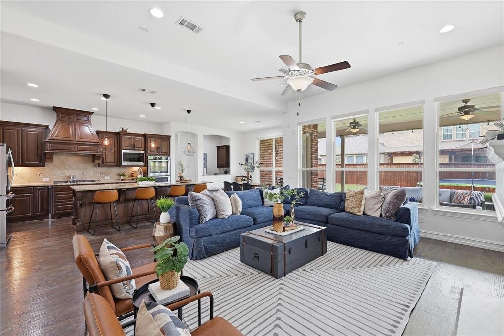 House in Frisco, Texas, United States 4 - 17795910
