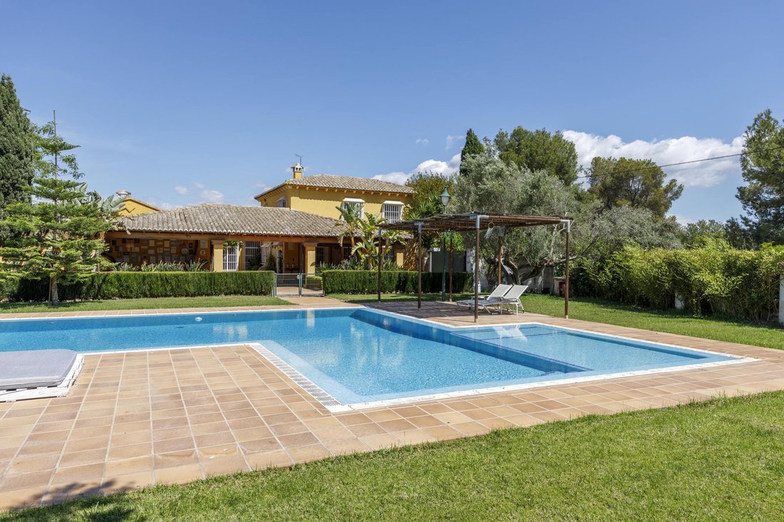Farm Ranch in Betera, Valencian Community, Spain 2 - 16989015