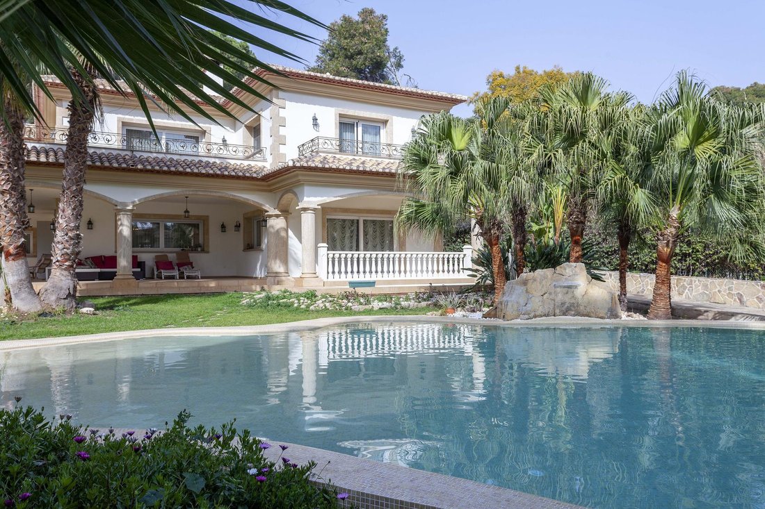 Villa in Pobles del Nord, Valencia, Spain 2 - 16989584