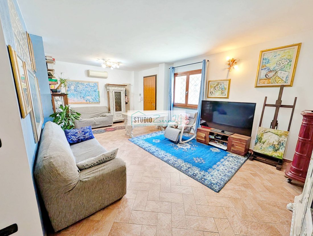 House in Pietrasanta, Tuscany, Italy 5 - 17801268