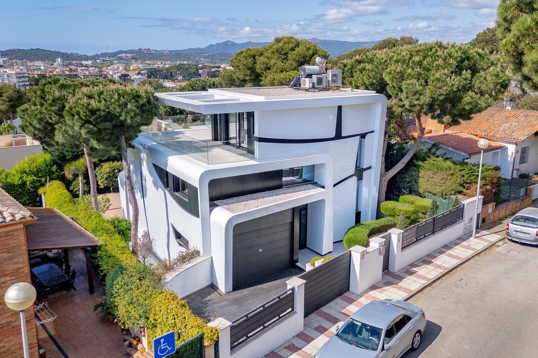 Villa in Platja d'Aro, Catalonia, Spain 1 - 16989614