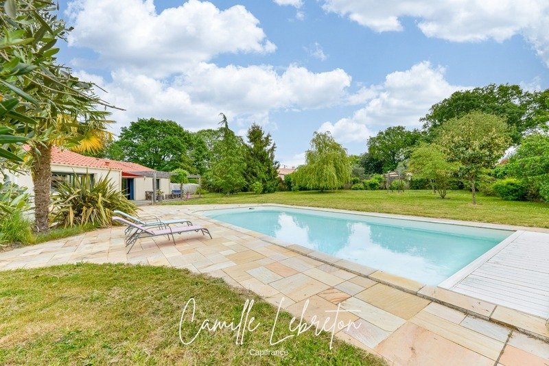 House in La Chapelle-Basse-Mer, Divatte-sur-Loire, France 1 - 17800393