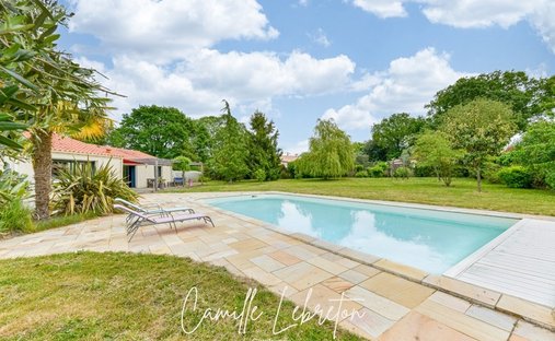 House in La Chapelle-Basse-Mer, Divatte-sur-Loire, France 1