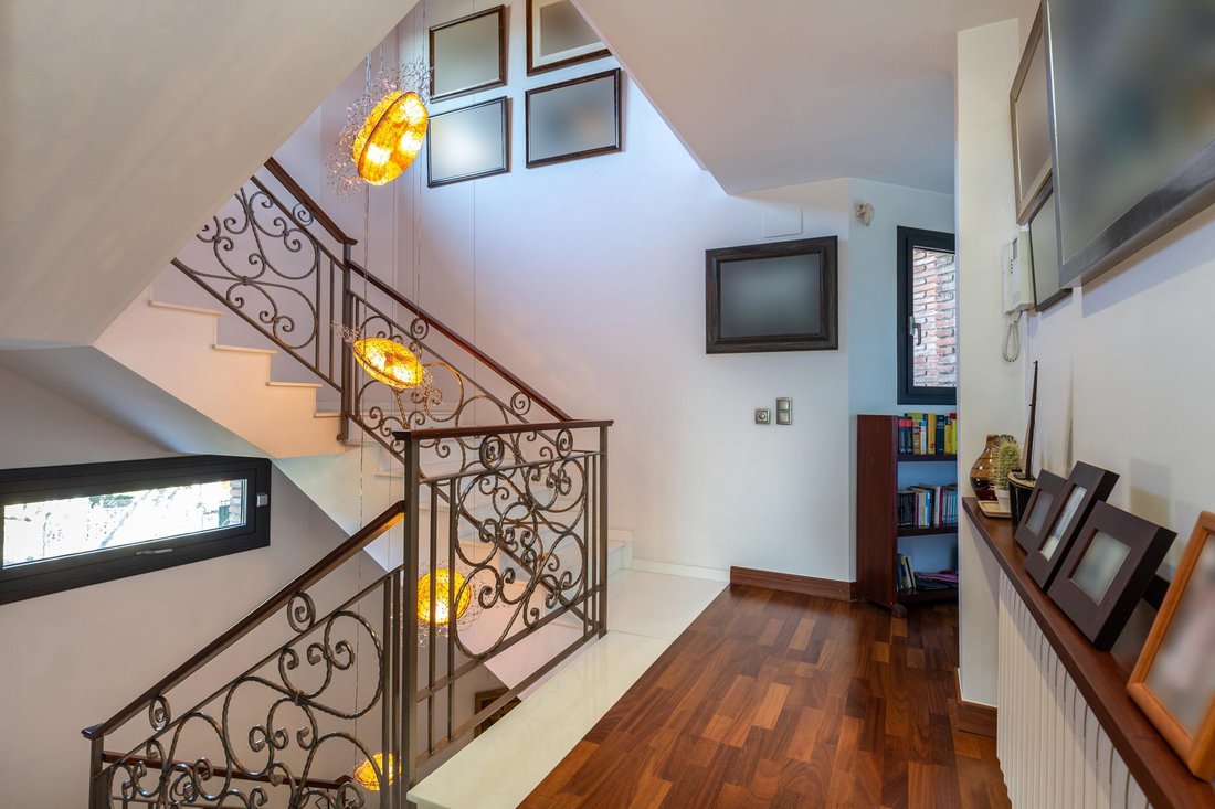 Villa in Sant Cugat del Valles, Catalonia, Spain 4 - 16987600