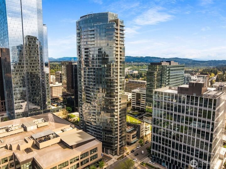 Condo in Bellevue, Washington, United States 1 - 17751737